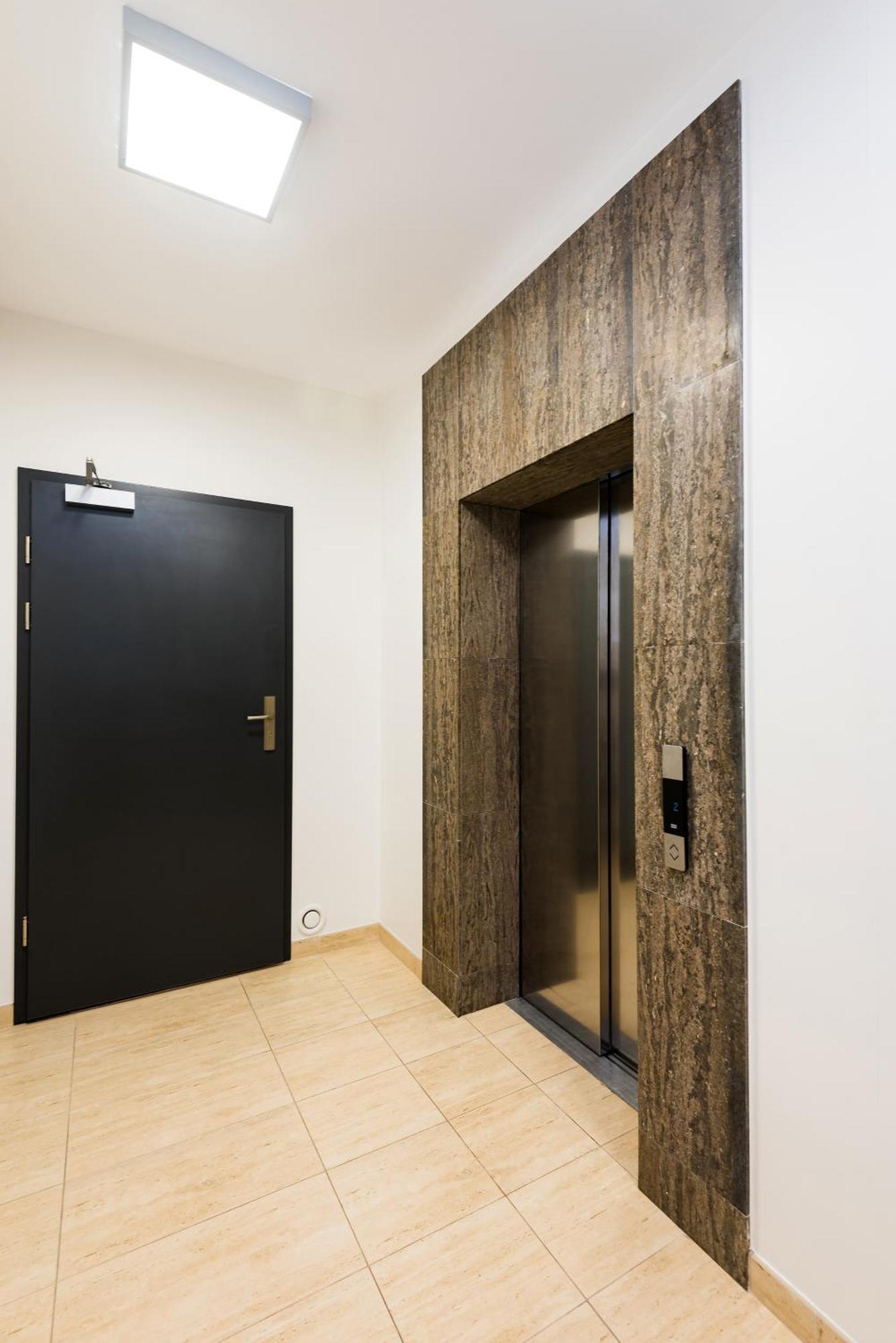 Supreme Apartments Vossa شتشيتسين المظهر الخارجي الصورة